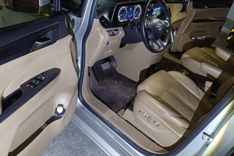 Used Buick GL8 2020 ES Land Cruiser 653T Luxury Model Interior 3