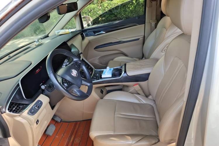 Used Buick GL8 2020 ES Land Cruiser 653T Flagship Model Left Front Seat