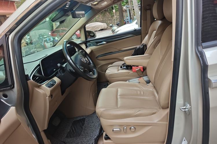 Used Buick GL8 2020 ES Land Cruiser 653T Luxury Model Left Front Seat