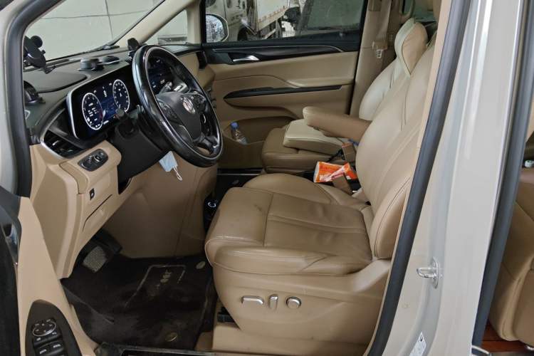 Used Buick GL8 2020 ES Land Cruiser 653T Luxury Model Left Front Seat