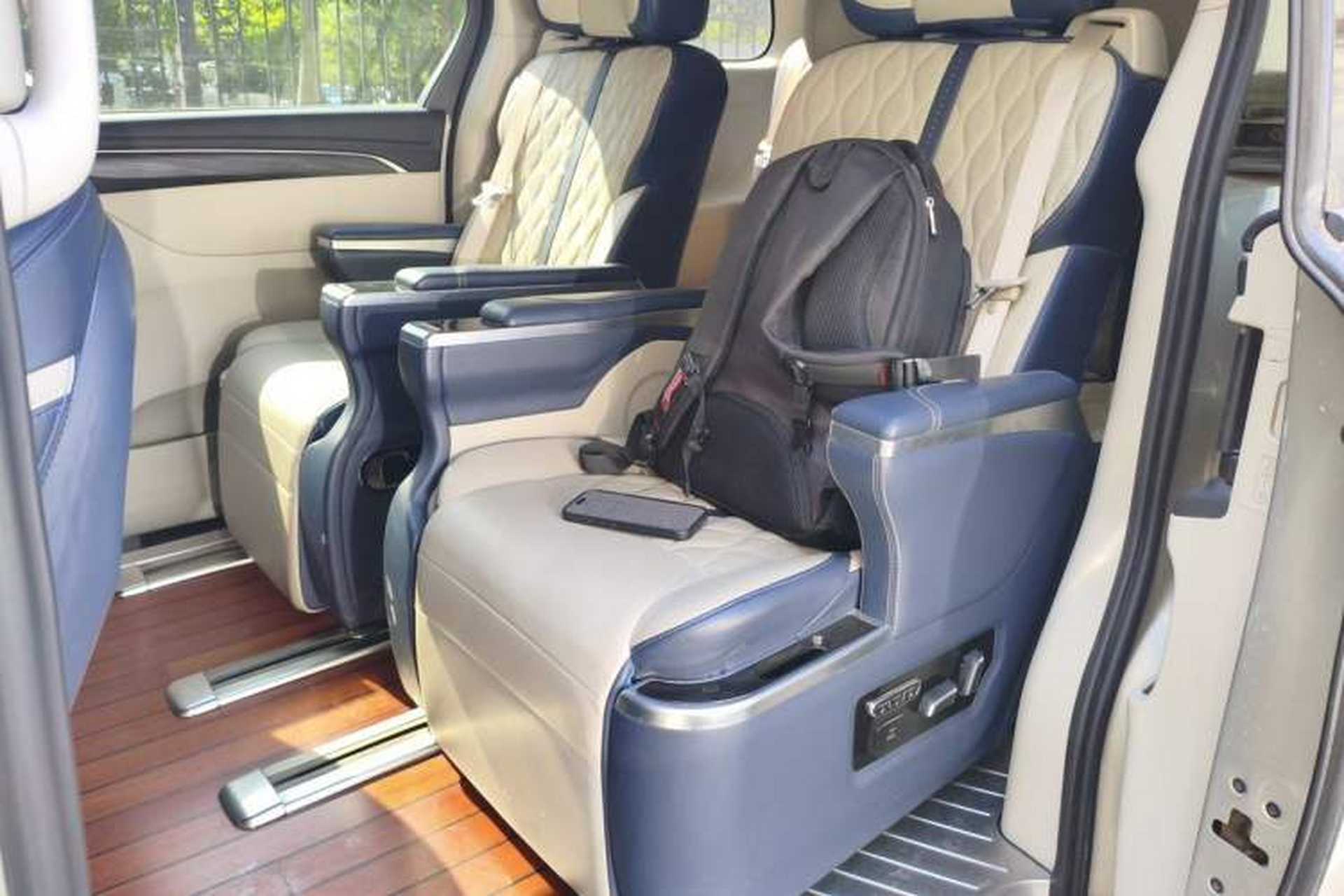 Used Buick GL8 2020 ES Land Cruiser 653T Comfort Edition Left Rear Seat
