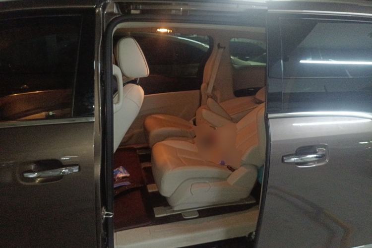Used Buick GL8 2020 Land Business Class 652T Luxury Model Left Rear Seat