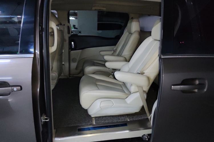 Used Buick GL8 2020 Land Cruiser Executive Class 652T Comfort Model Left Rear Seat