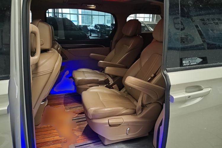 Used Buick GL8 2020 ES Land Cruiser 653T Luxury Edition Left Rear Seat