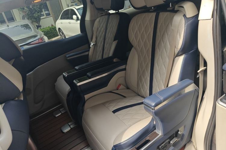 Used Buick GL8 2020 Land Business Class 652T Luxury Model Left Rear Seat