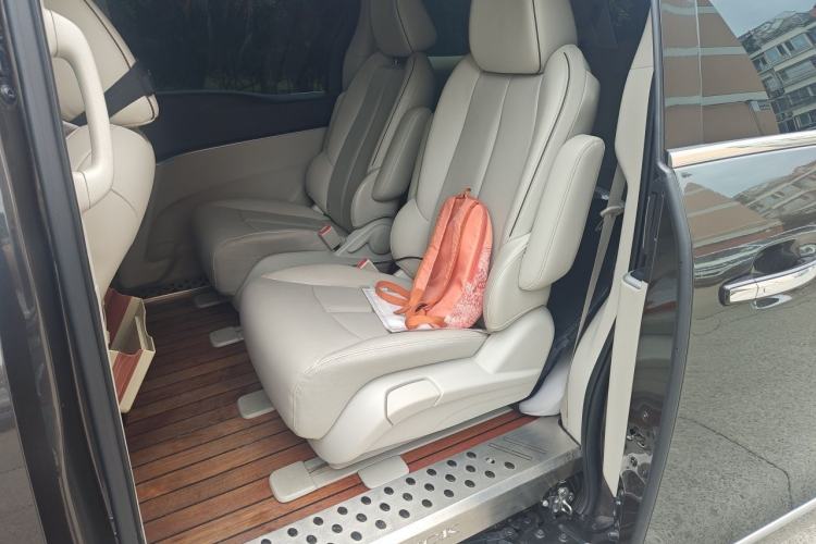 Used Buick GL8 2020 Land Business Class 652T Premium Model Left Rear Seat
