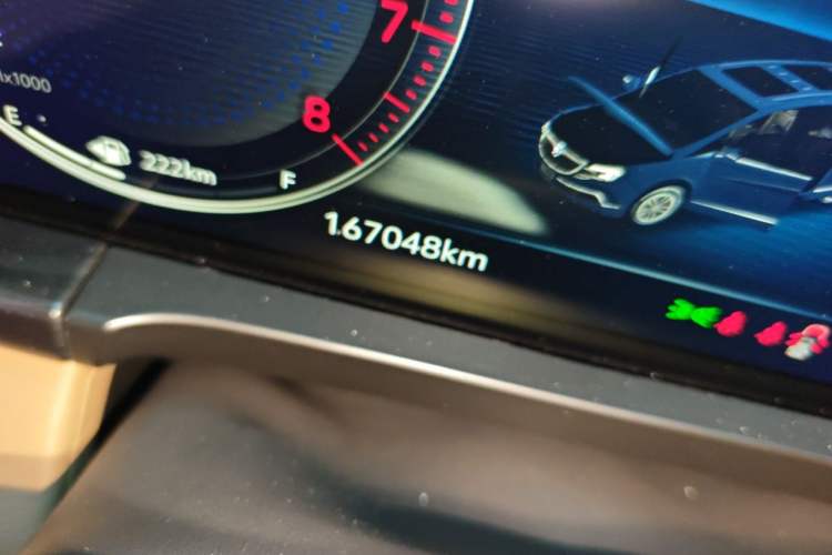Used Buick GL8 2020 ES Land Cruiser 653T Luxury Model Odometer Close Up