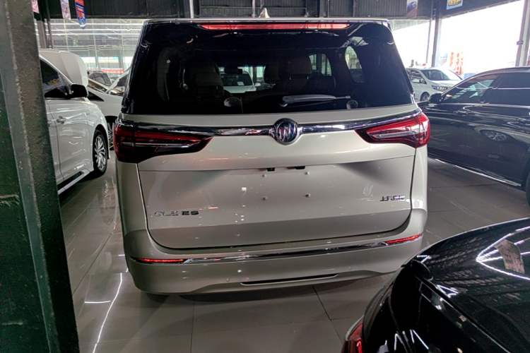 Used Buick GL8 2020 ES Land Cruiser 653T Luxury Model Rear