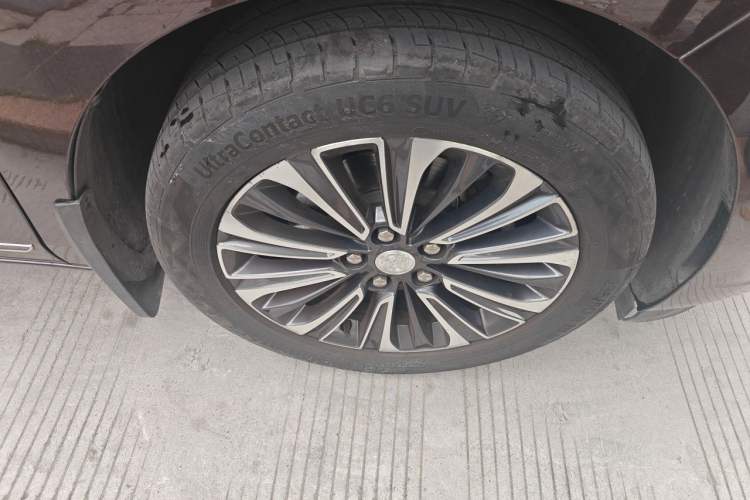 Used Buick GL8 2020 ES Land Cruiser 653T Flagship Model Right Front Wheel Hub
