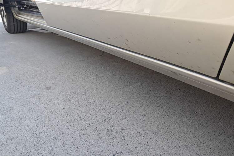 Used Buick GL8 2020 ES Land Cruiser 653T Comfort Edition Right Side Sill