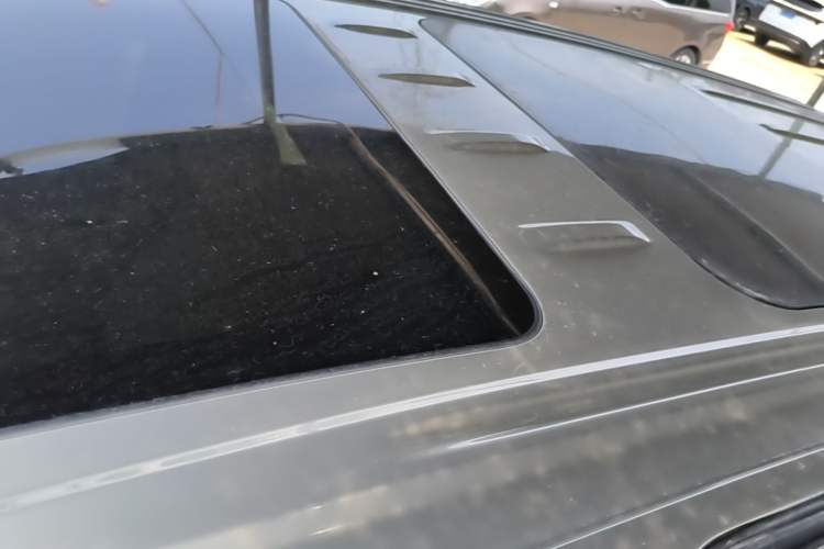 Used Buick GL8 2020 ES Land Cruiser 653T Flagship Model Roof