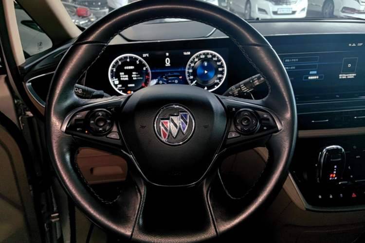 Used Buick GL8 2020 ES Land Cruiser 653T Luxury Model Steering Wheel