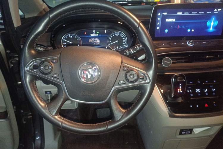 Used Buick GL8 2020 Land Business Class 652T Luxury Model Steering Wheel