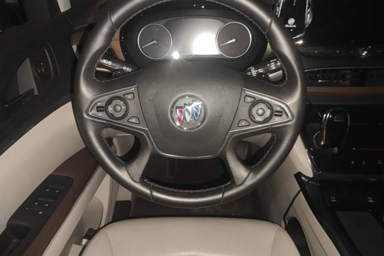 Used Buick GL8 2020 Land Business Class 652T Luxury Model Steering Wheel