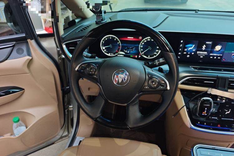 Used Buick GL8 2020 ES Land Cruiser 653T Luxury Model Steering Wheel