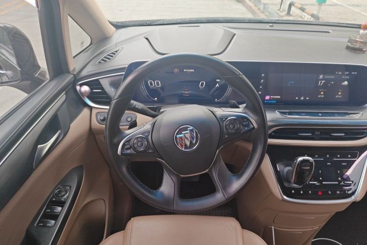 Used Buick GL8 2020 ES Land Cruiser 653T Flagship Model Steering Wheel