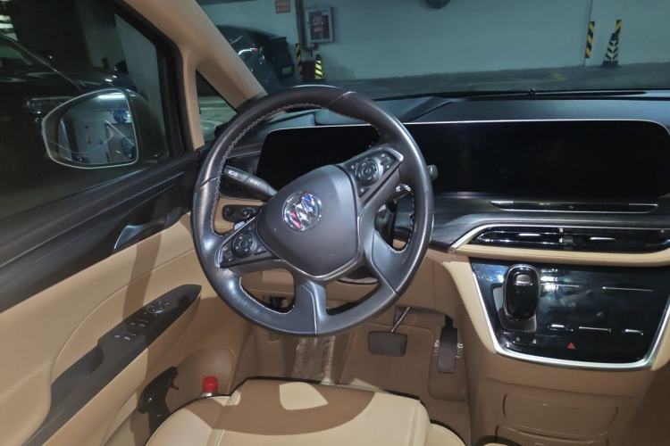 Used Buick GL8 2020 ES Land Cruiser 653T Luxury Model Steering Wheel