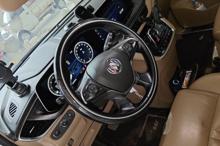 Used Buick GL8 2020 ES Land Cruiser 653T Luxury Model Steering Wheel