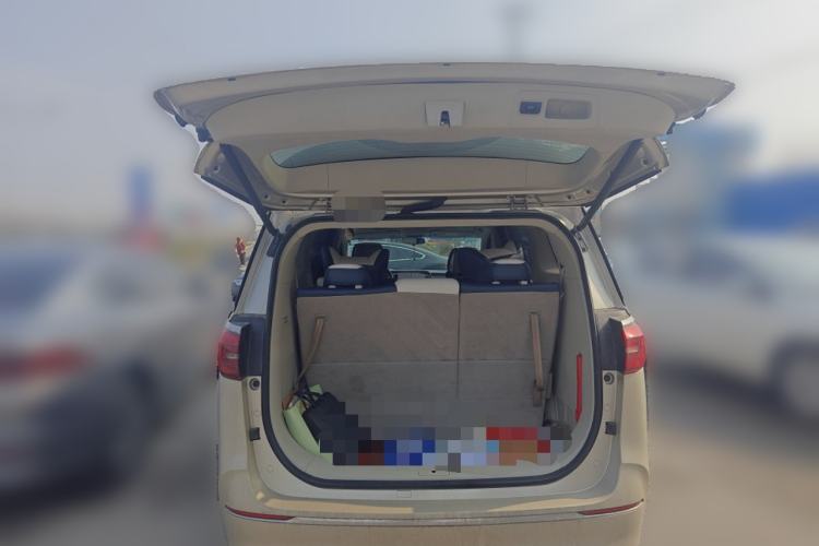 Used Buick GL8 2020 ES Land Cruiser 653T Comfort Edition Trunk
