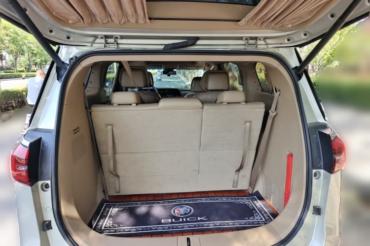Used Buick GL8 2020 ES Land Cruiser 653T Flagship Model Trunk