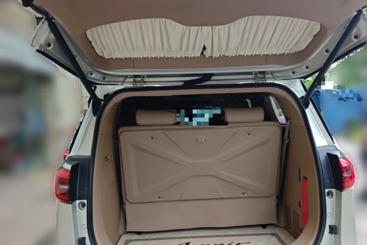 Used Buick GL8 2020 ES Land Cruiser 653T Luxury Model Trunk