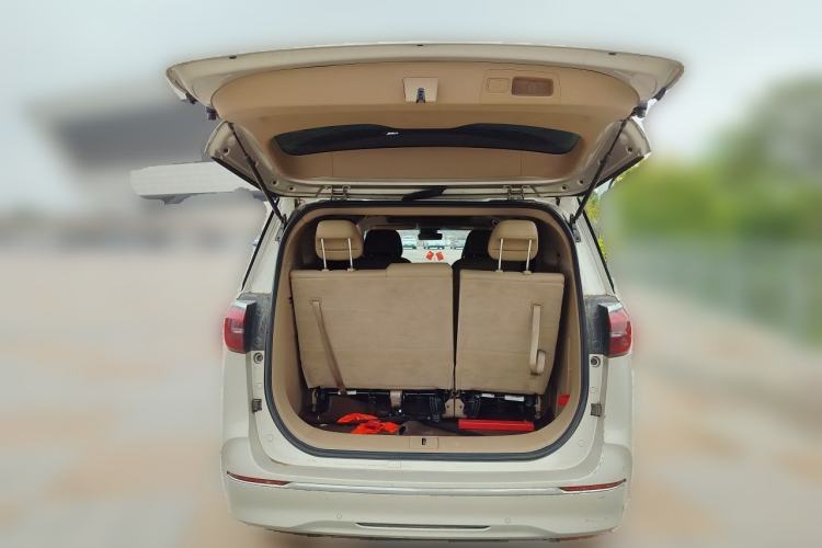 Used Buick GL8 2020 ES Land Cruiser 653T Luxury Edition Trunk