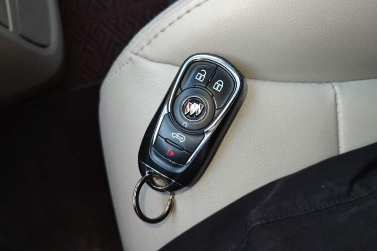 Used Buick GL8 2020 Land Business Class 652T Luxury Model Vehicle Key