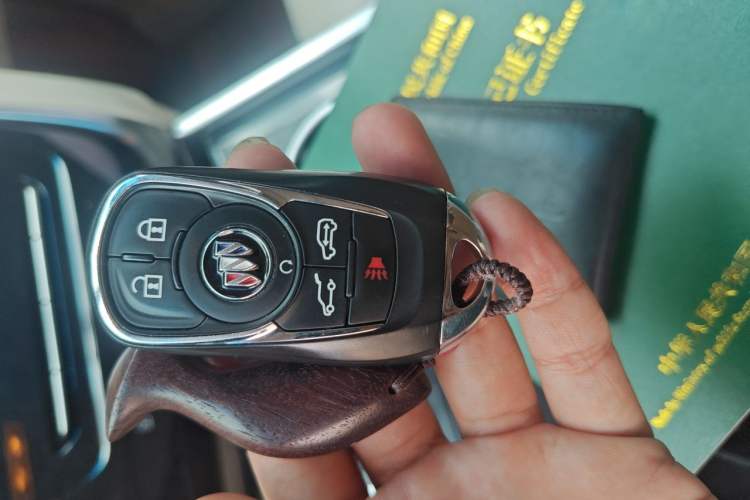 Used Buick GL8 2020 Land Business Class 652T Premium Model Vehicle Key