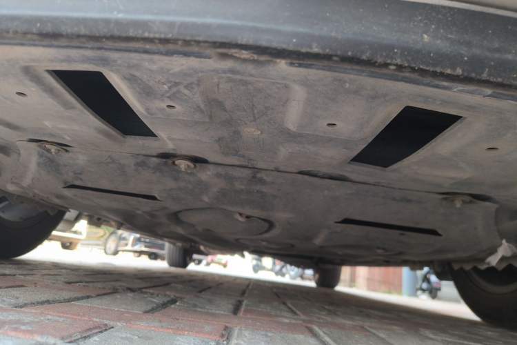 Used Buick GL8 2020 ES Land Cruiser 653T Luxury Edition Chassis Front