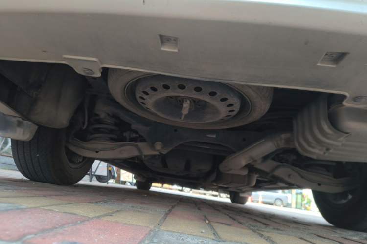 Used Buick GL8 2020 ES Land Cruiser 653T Luxury Edition Chassis Rear