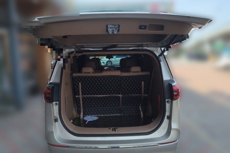 Used Buick GL8 2020 ES Land Cruiser 653T Luxury Edition Trunk