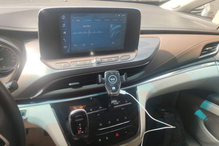 Used Buick GL8 2020 Land Cruiser Executive Class 652T Comfort Model Audio And AC Panel