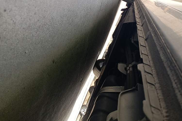 Used Buick GL8 2020 Land Cruiser Executive Class 652T Comfort Model Chassis Rear Left