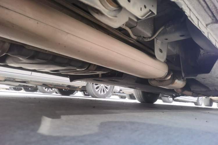 Used Buick GL8 2020 Land Cruiser Executive Class 652T Comfort Model Chassis Rear Right