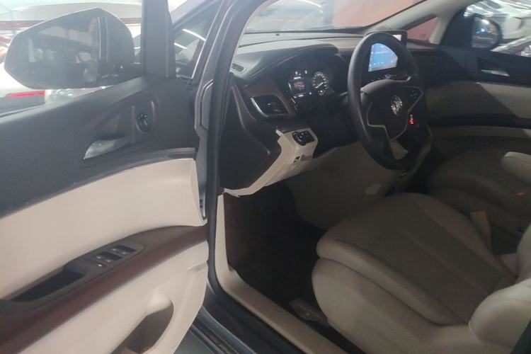 Used Buick GL8 2020 Land Cruiser Executive Class 652T Comfort Model Driver Seat