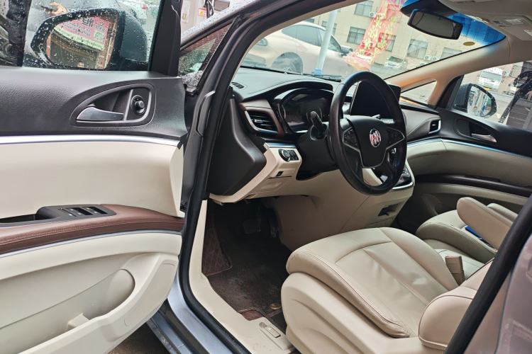 Used Buick GL8 2020 Land Business Class 652T Luxury Model Driver Seat