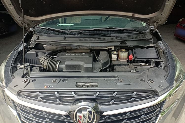 Used Buick GL8 2020 Land Cruiser Executive Class 652T Comfort Model Engine Bay