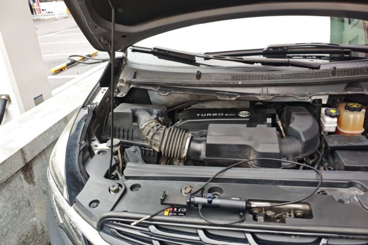 Used Buick GL8 2020 Land Business Class 652T Luxury Model Engine Bay Right