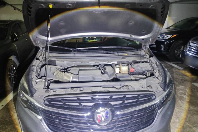 Used Buick GL8 2020 Land Business Class 652T Luxury Model Engine Bay