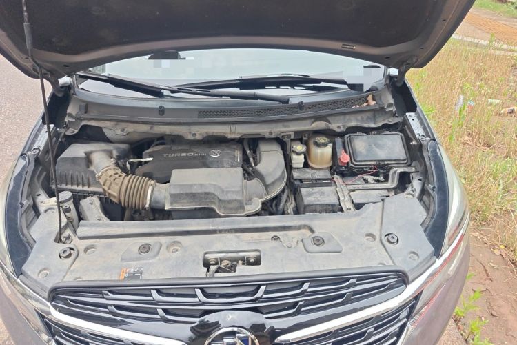 Used Buick GL8 2020 Land Cruiser Executive Class 652T Comfort Model Engine Bay