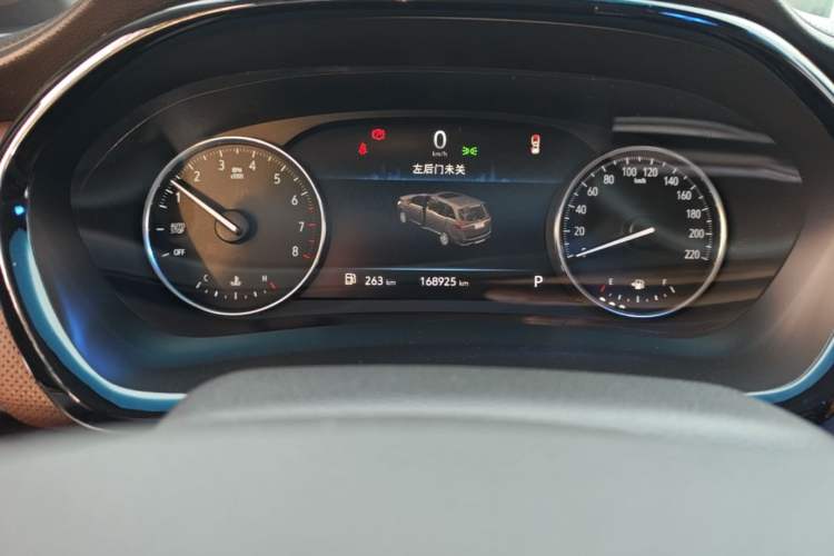 Used Buick GL8 2020 Land Cruiser Executive Class 652T Comfort Model Instrument Cluster