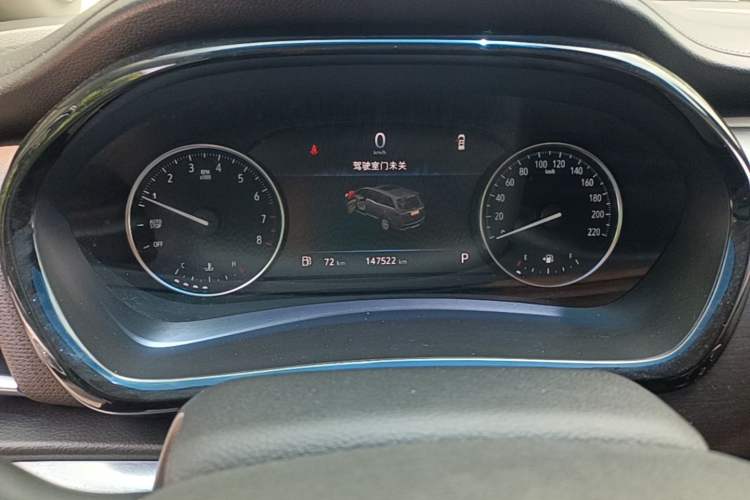 Used Buick GL8 2020 Land Cruiser Executive Class 652T Comfort Model Instrument Cluster