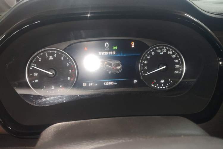 Used Buick GL8 2020 Land Cruiser Executive Class 652T Comfort Model Instrument Cluster