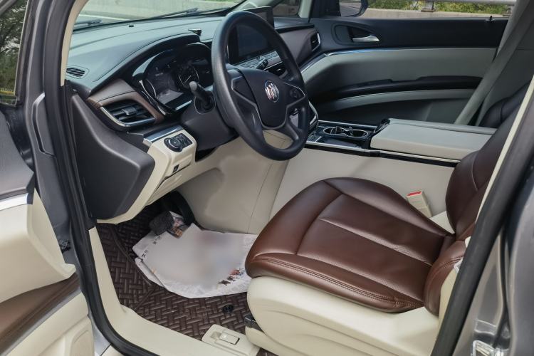 Used Buick GL8 2020 Land Cruiser Executive Class 652T Comfort Model Interior 1