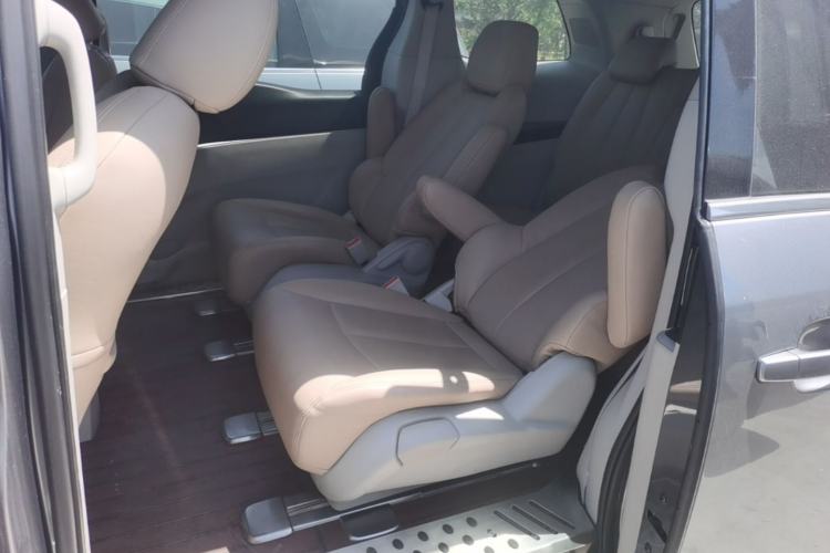 Used Buick GL8 2020 Land Cruiser Executive Class 652T Comfort Model Left Rear Seat