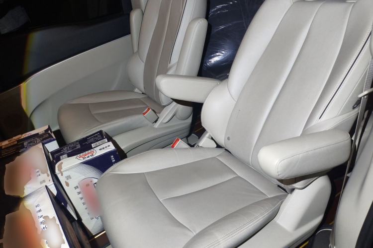 Used Buick GL8 2020 Land Business Class 652T Luxury Model Left Rear Seat