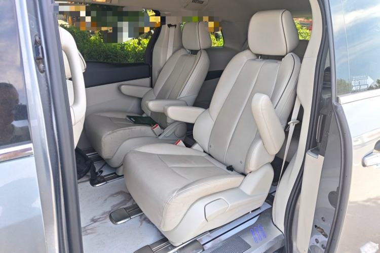 Used Buick GL8 2020 Land Business Class 652T Luxury Model Left Rear Seat