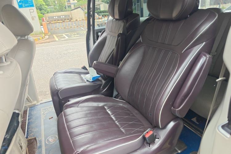 Used Buick GL8 2020 Land Cruiser Executive Class 652T Comfort Model Left Rear Seat
