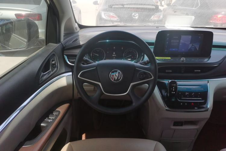 Used Buick GL8 2020 Land Cruiser Executive Class 652T Comfort Model Steering Wheel
