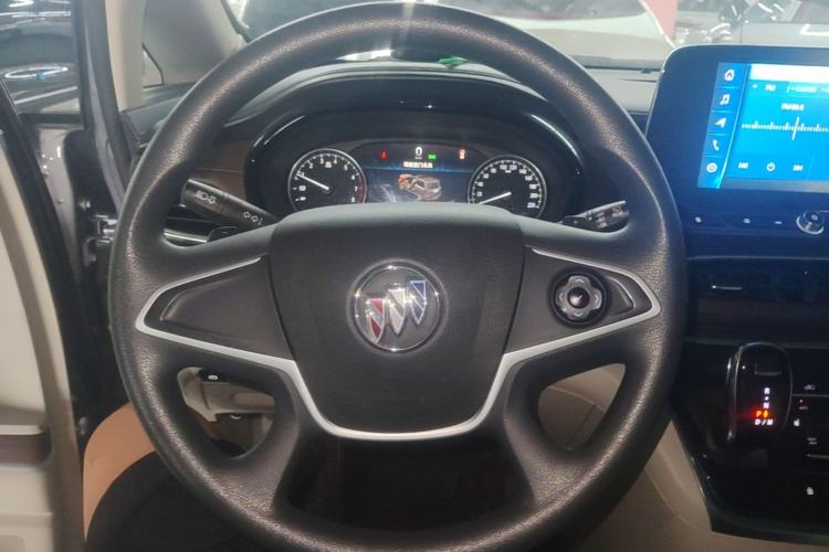 Used Buick GL8 2020 Land Cruiser Executive Class 652T Comfort Model Steering Wheel